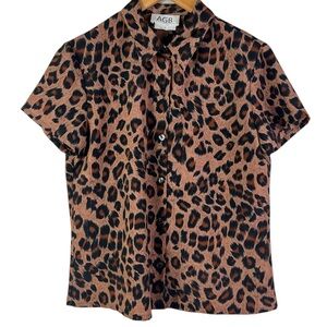 AGB Animal Print Blouse Women’s Medium Leopard Button up short sleeve